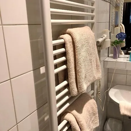 Hotel Am Bahnhof *
